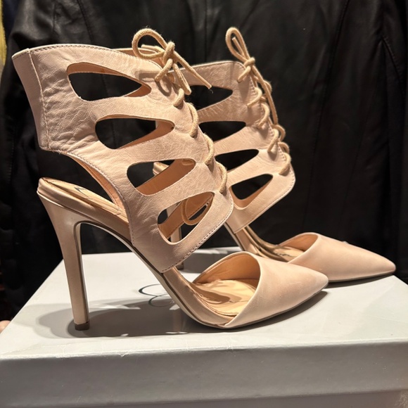 Genuine leather Jessica Simpson  high heel sandals - Picture 2 of 7